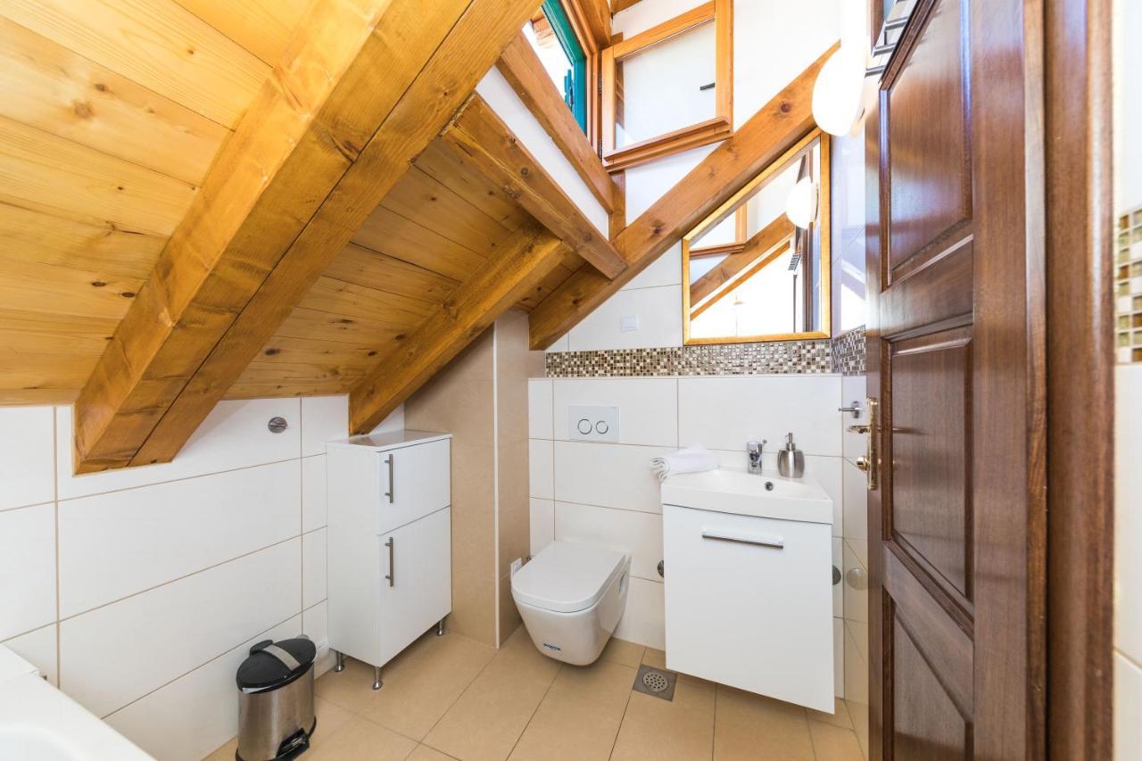 Guesthouse Perla Varoš II Split Extérieur photo