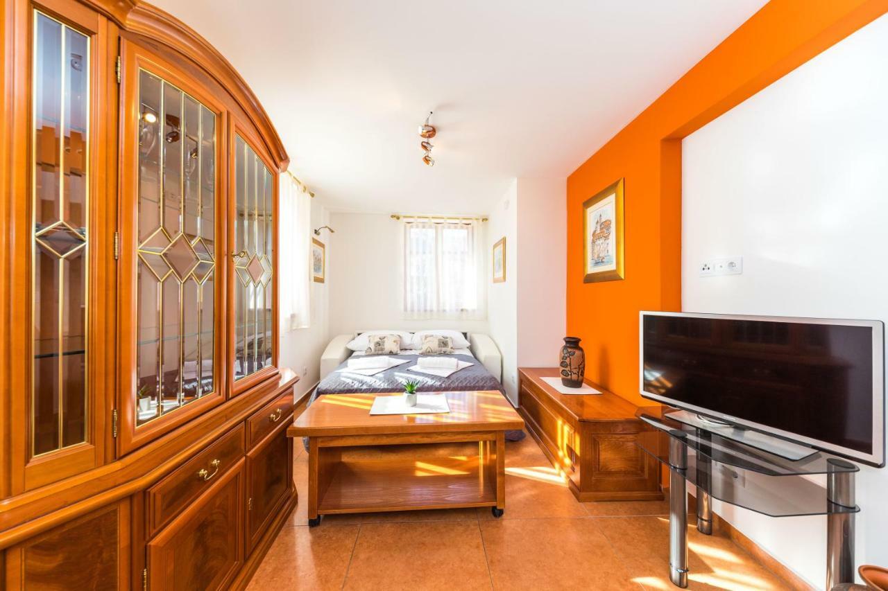 Guesthouse Perla Varoš II Split Extérieur photo